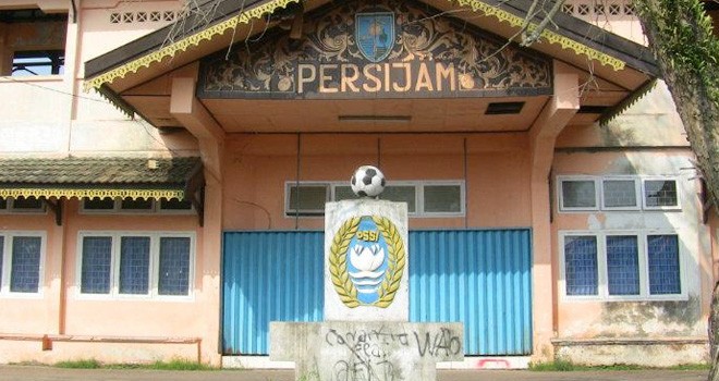 Kondisi Stadion Persijam Kota Jambi saat ini. <i>Foto : Net</i>