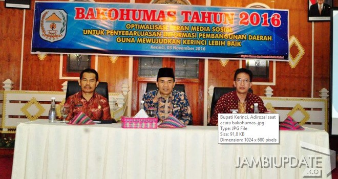 Bupati Kerinci, Adirozal saat acara bakohumas.