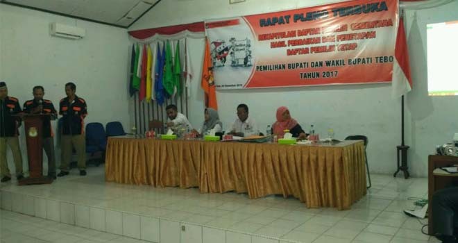 Rapat pleno penetapan DPT Pilkada Tebo 2017.