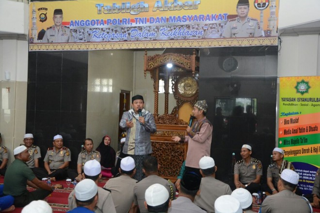 Gelar Tabligh Akbar.