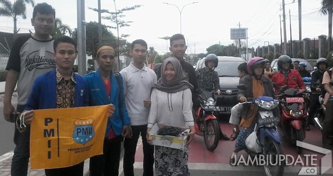 Galang Dana Peduli Korban Gempa Aceh.