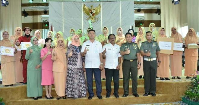 Hut Dharma Wanita yang digelar di Aula Griya Mayang Rumah Dinas Walikota Jambi