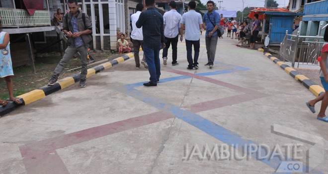 Pembangunan di kawasan Kelurahan Legok.