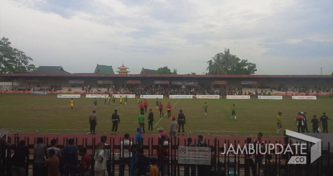 Perpanjangan waktu berakhir, Kota Jambi vs Merangin berlanjut adu penalti