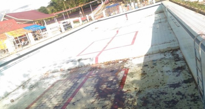 Kolam renang di danau kerinci yang tidak dikelola lagi.