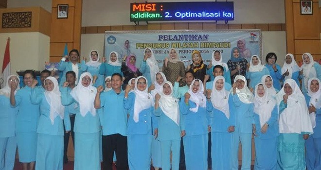 Acara pelantikan Pengurus Wilayah Himpunan Pendidikan dan Tenaga Kependidikan Anak Usia Dini Indonesia (Himpaudi) Provinsi Jambi Periode 2016 - 2020.