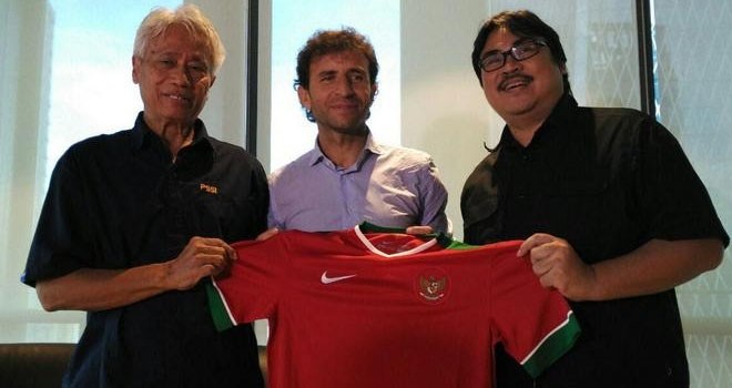 Luis Milla resmi menjadi pelatih Timnas Senior Indonesia (Indra ES/Jawapos.com)
