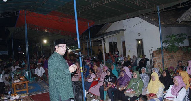 Silaturahmi penguatan tim pemenangan pasangan Idola di Desa Desa Mendalo Darat, Kecamatan .Jaluko, Muaro Jambi. 