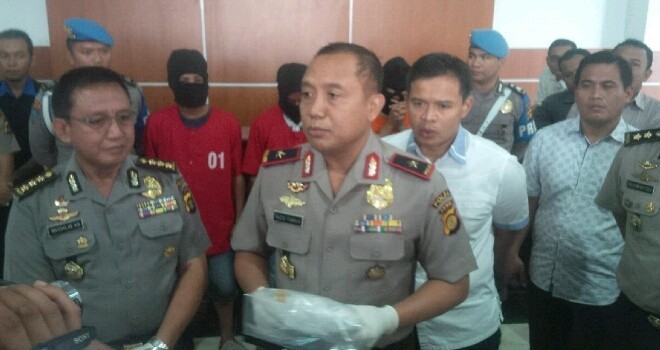 Kapolda Jambi, Yazid Fanani saat press release penangkapan 2 kg sabu.