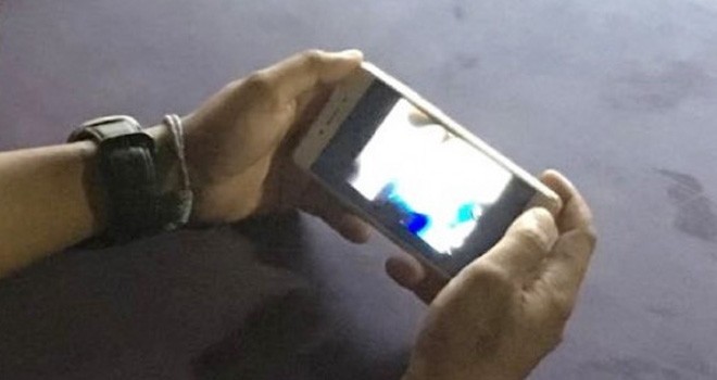 Heboh video mesum pelajar putri siswi SMU di Berau, Kaltim. Foto: Samarinda Pos/JPNN.com