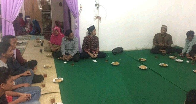 Alvie Ridho Ivka Pratama saat Sosialisasikan Visi Misi Pasangan Idola.