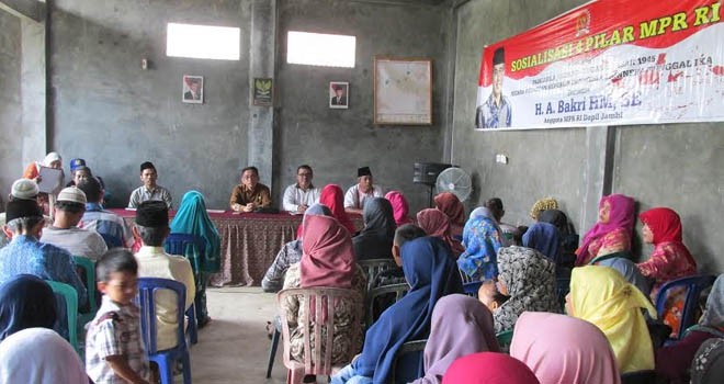 Anggota DPR RI, H Bakri menggelar sosialisasi 4 pilar di Kecamatan Mestong, Muaro Jambi.