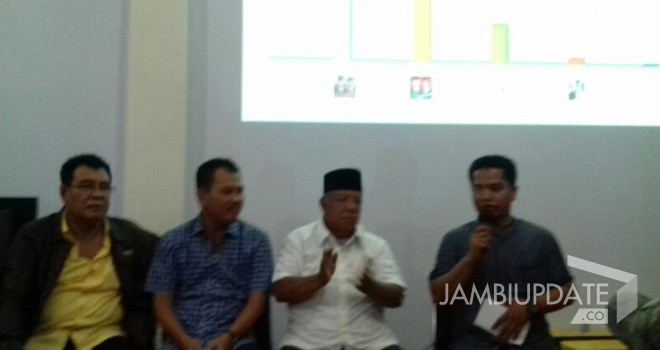 Jumpa pers Madel-Har di Sekretariat PKS Sarolangun.