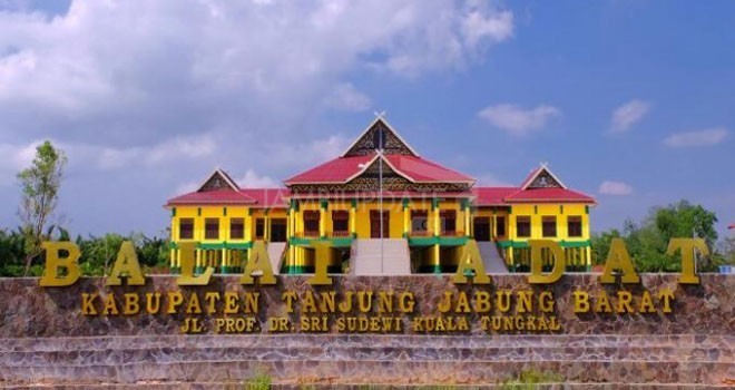 Balai adat Kapupaten Tanjung Jabung Barat.