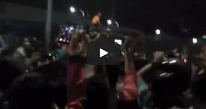 Video evakuasi polisi dari dalam lapas.