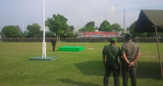 Pelepasan Prajurit Batalyon Infanteri 142/Ksatria Jaya oleh Gubernur Jambi ke Batu Jajar, Jawa Tengah. Keberangkatan ini dalam rangka pelatihan pembetukan Raider.
