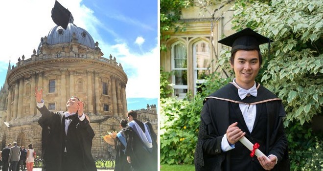 Samuel berpose dengan toganya. (Samuel Leonardo Putra for JawaPos.com)