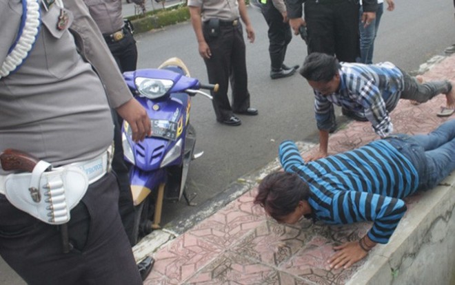 Bawa Motor dalam Konsisi Mabuk Tuak, Nih Hasilnya! (Taufik/radarcirebon.com/JawaPos.com)