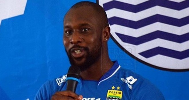 Cole resmi jadi pemain Persib (Persib.co.id)