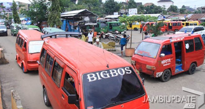 Angkot Kota Jambi.