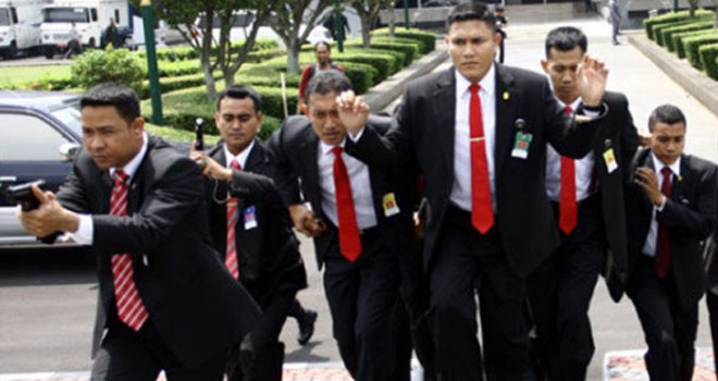 Anggota Paspampres sedang latihan. Foto: Mustafa Ramli/dok.Jawa Pos
