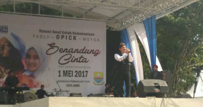 Konser amal dengan tema senandung cinta , dari Jambi untuk Syria yang digelar di Pemancar TVRI. 