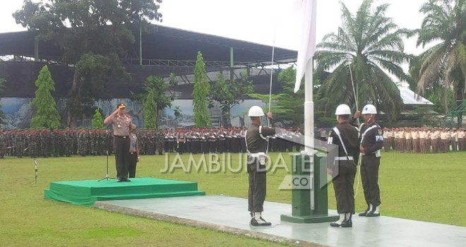 Kapolda Pimpin Upacara Gabungan di Korem 042/Gapu.