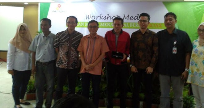 Foto bersama Forum Jurnalis Migas (FJM) bersama SKK Migas Sumbagsel dan KKKS Wilayah Jambi saat menggelar workshop dengan tema peran media menangkal hoax.