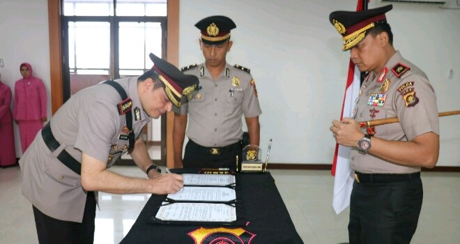 Sertijab polda jambi.