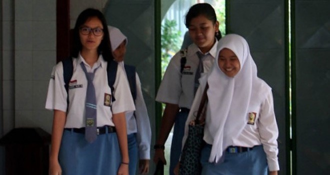 Siswi SMU. Ilustrasi Foto: JPG/dok.JPNN.com