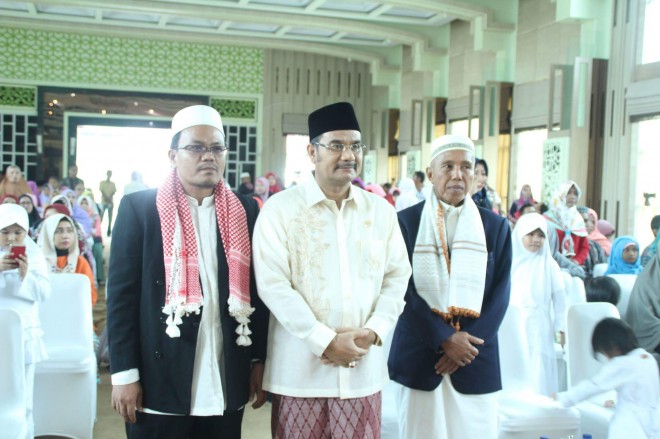 Silaturahmi keagamaan.