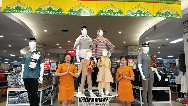 Tampil keren saat lebaran hanya dengan Ramayana.