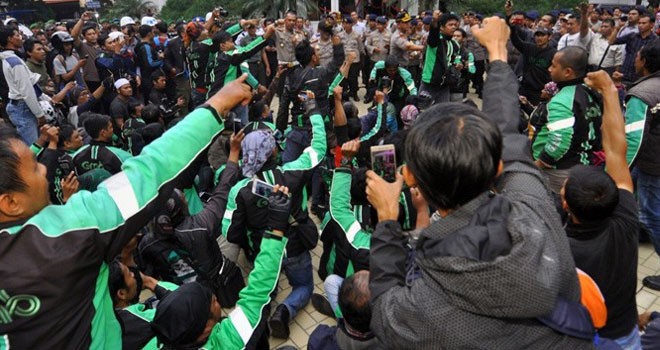 Pengemudi ojek online. (Fadli/Metropolitan/JawaPos.com)