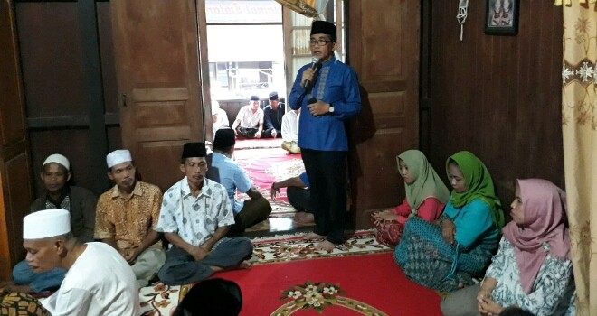 H Bakri saat safari ramadan.