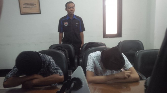 Dua Mucikari Prostitusi Online di Jambi yang Diamankan Polisi.
