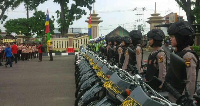 Tim Patroli Polwan di Polda Jambi yang Siap Mengamankan Arus Mudik.