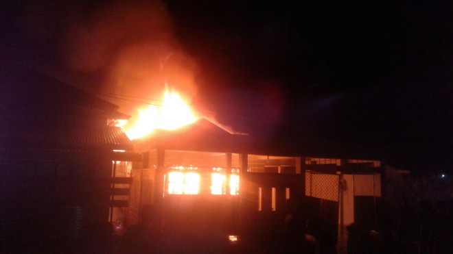 Dua Rumah di Tungkal Terbakar.