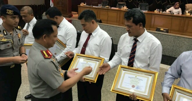 Satgas pangan Provinsi Jambi saat mendapatkan penghargaan 10 besar terbaik nasional.