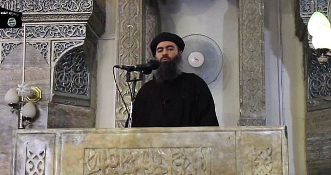 Abu Bakar Al-Baghdadi saat di Mosul berdasarkan cuplikan video yang di-posting pada 5 Juli 2014. (AFP)