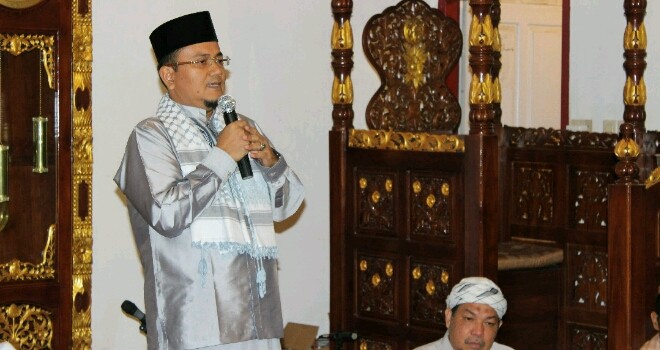 Pemilik rumah sakit ibu dan anak (RSIA) Annisa dr. H. Maulana, MKM.