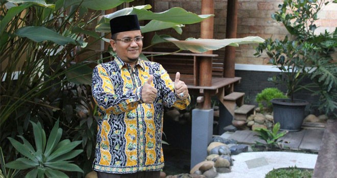 dr. Maulana. MKM