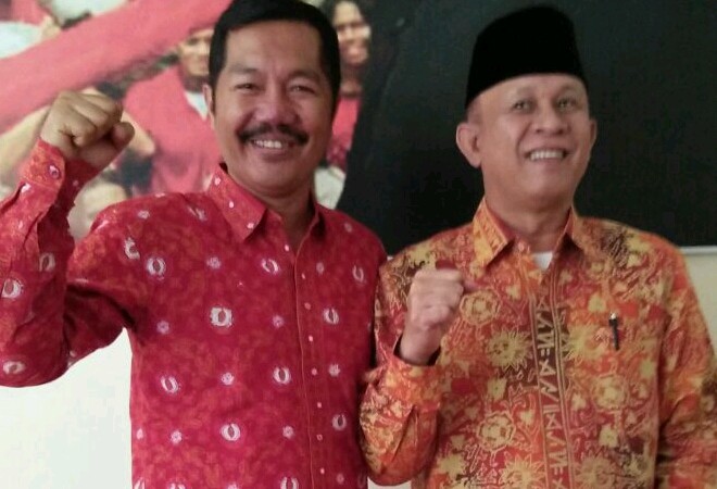 Monadi dan Chandra Purnama saat berada di DPD PDIP Provinsi Jambi.