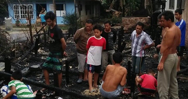 Kebakaran di Rengas Bandung  Rumah dan Toko  Ludes