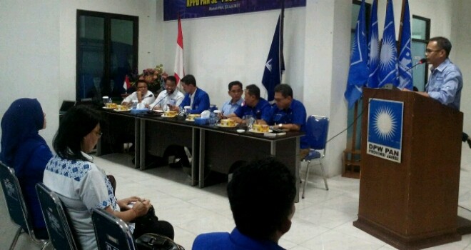 Ketua DPW PAN Provinsi Jambi, Zumi Zola saat menggelar rapat koordinasi bersama seluruh DPD PAN 11 kabupaten/kita sebagai Provinsi Jambi.