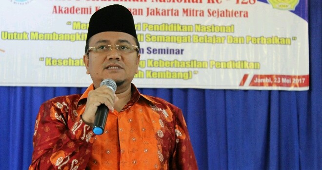 dr. Maulana, MKM