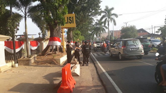 Penjagaan di Mapolda Jambi super ketat.