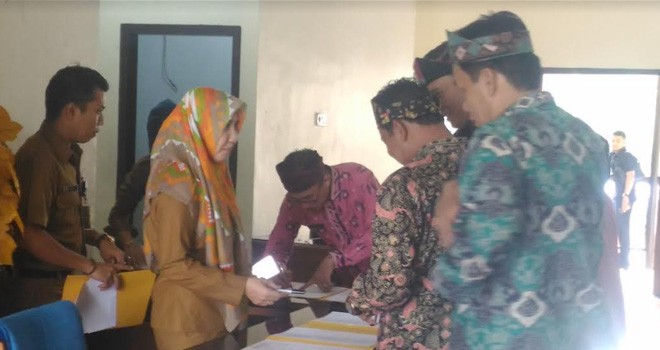 Tamu dan undangan sudah mulai berdatangan ke ruangan pola kantor gubernur Jambi pagi ini (7/8).