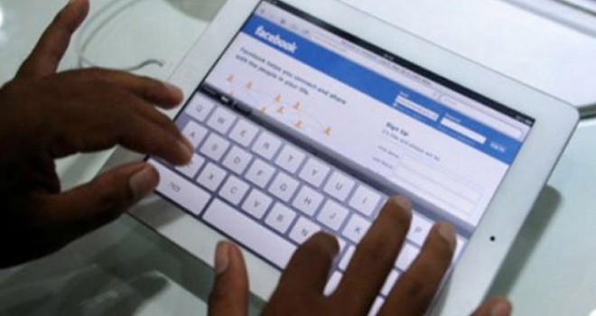 Ilustrasi Facebook. Foto: AFP