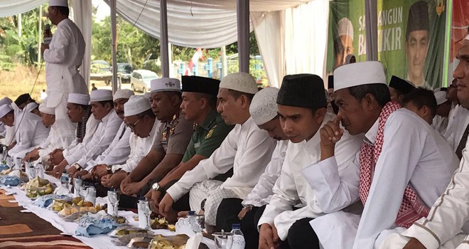 Wasekjen DPP PAN, Dipo Ilham Djalil saat menghadiri Tabligh Akbar dan Zikir bersama di kabupaten Sarolangun, Senin (7/8) kemarin.