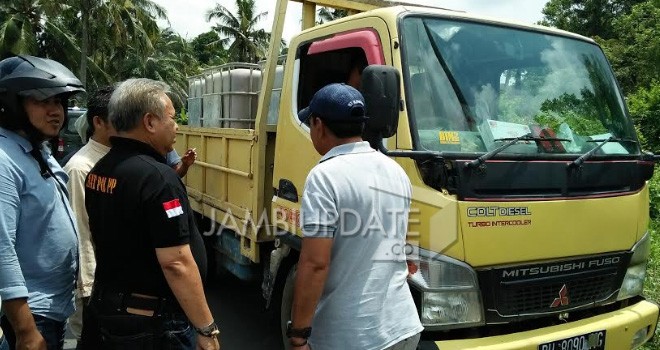 Truk Pembuang Limbah di Amankan Satpol PP.